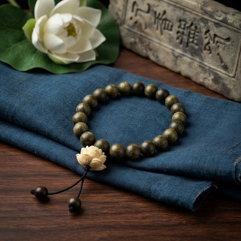 GalaxGrace Chinese Style Natural Lotus Green Sandalwood Bracelet Best Gift 1